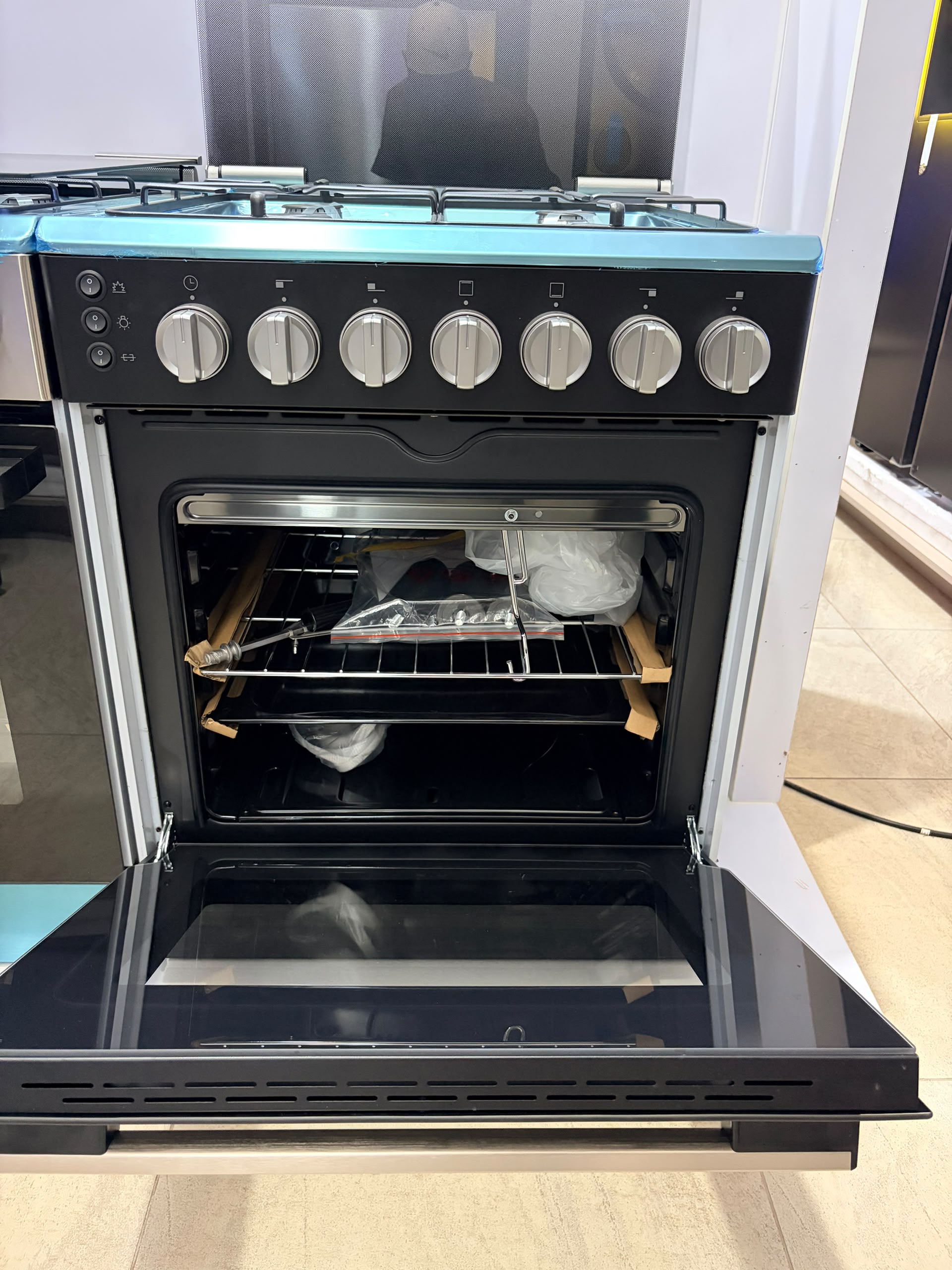 HAIER HRE6403CDRSS – 4 Gas & Electric Oven 60CM